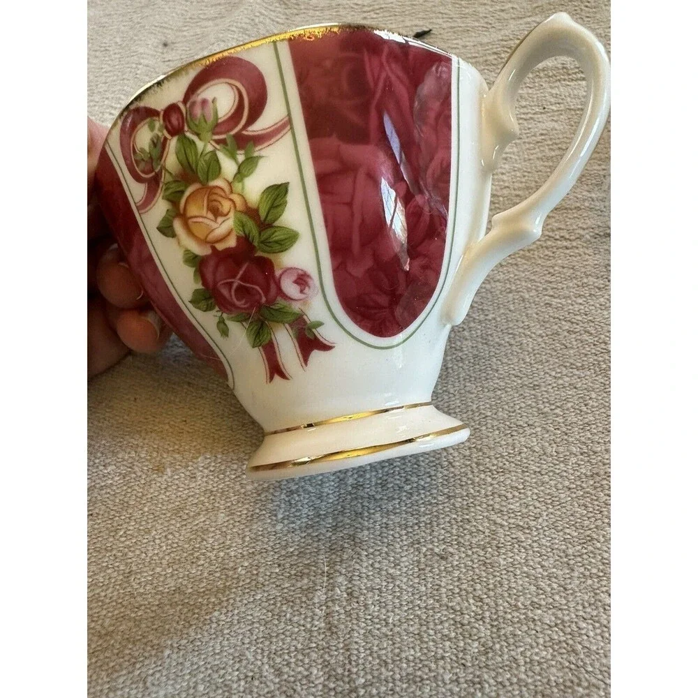 Royal Albert this vintage